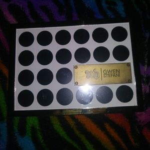Urban Decay Gwen Stefani Palette-$14